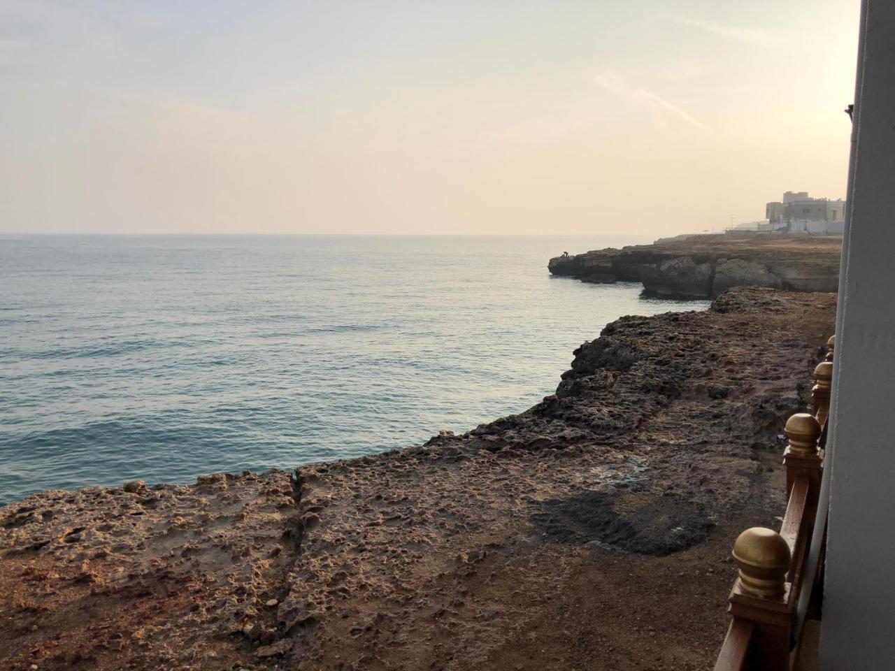 Sur Bandar Al Ayjah Hotel Apartments Esterno foto