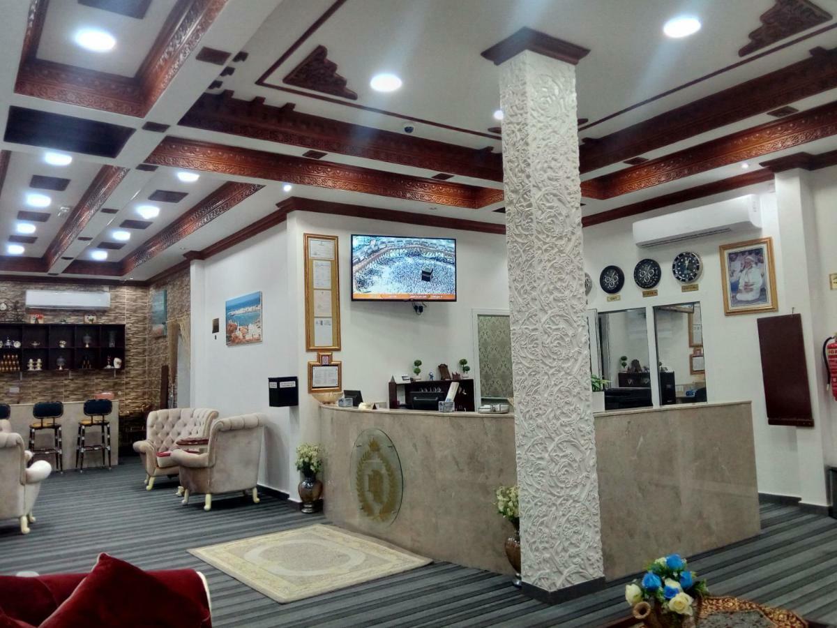 Sur Bandar Al Ayjah Hotel Apartments Esterno foto